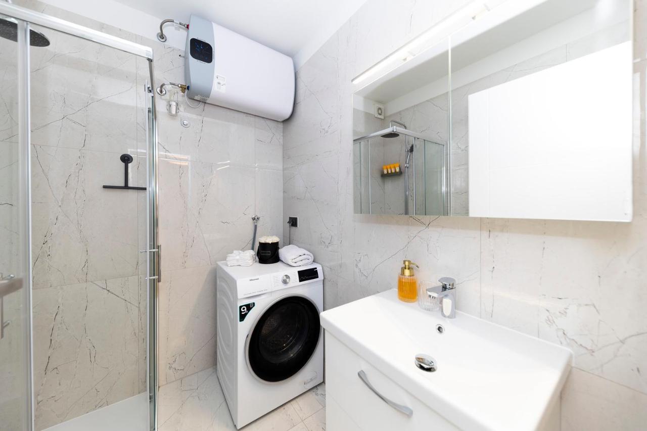 Apartment Pleasing Place Free Private Parking *